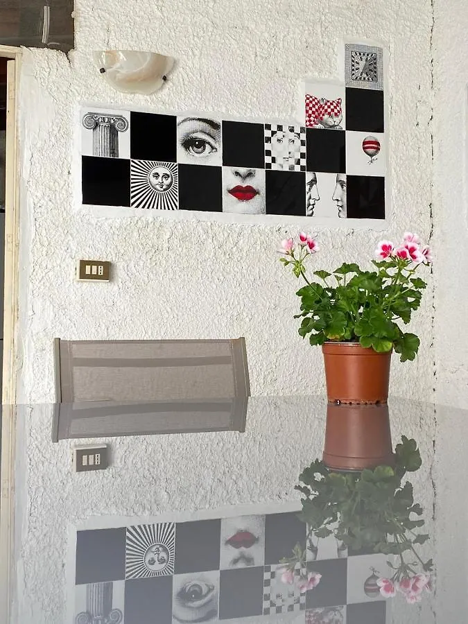 Rifugio Giudeo Guest House Balestrate 0*,