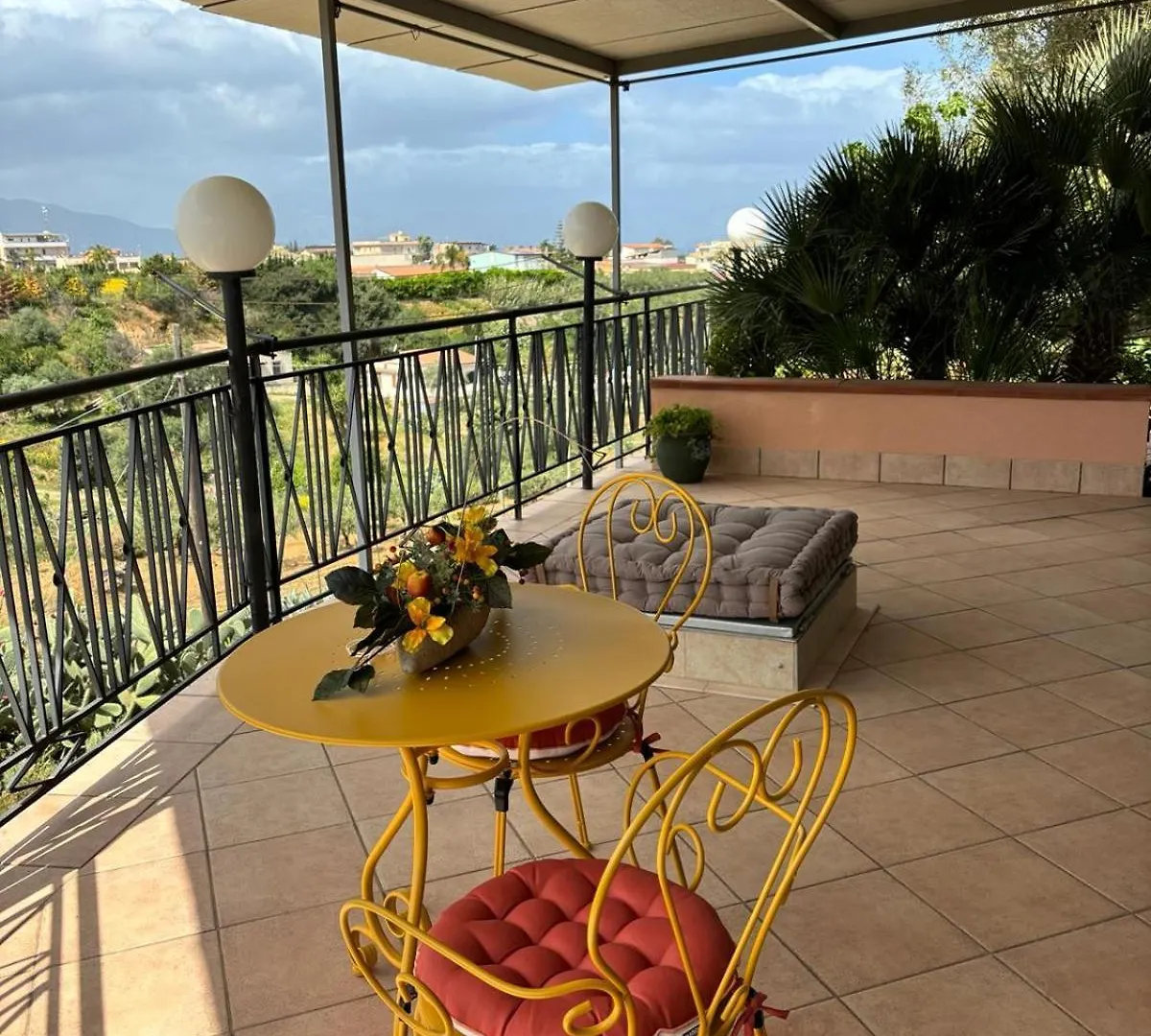 Rifugio Giudeo Guest House Balestrate Italy