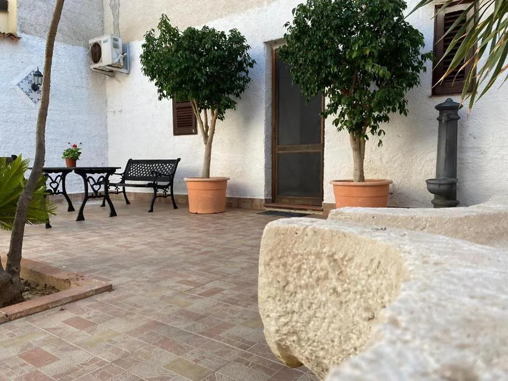 Country house Rifugio Giudeo Guest House Balestrate Italy